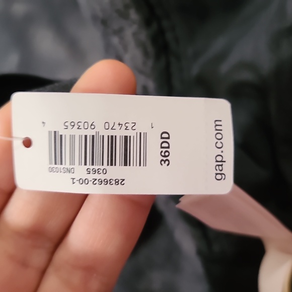 LOVE by GAP, 36DD, Black bra - Picture 5 of 5